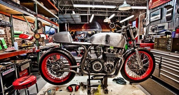 how mechanical force affects the motorcycle and the rider - bikerMetric