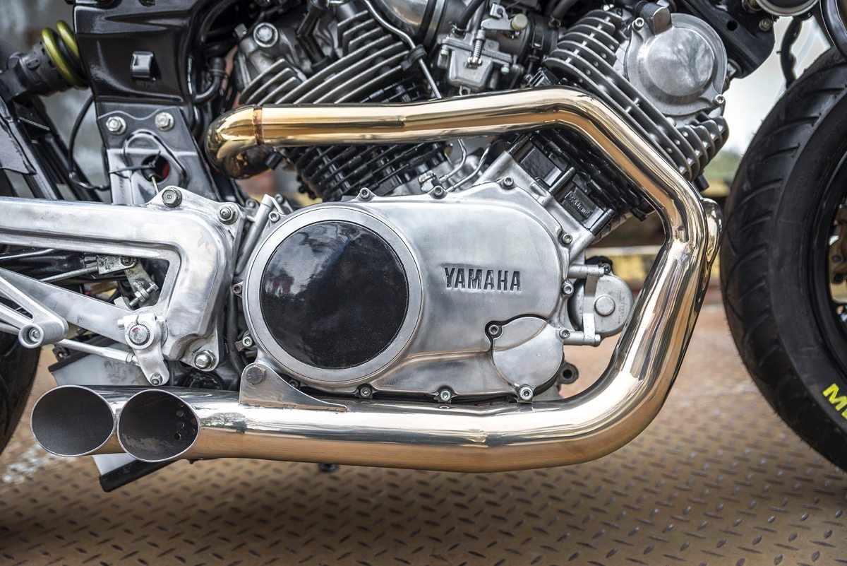 Yamaha Virago XV920 Cafe Racer - Exhausts
