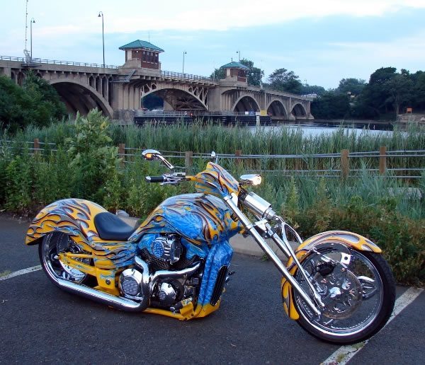 Honda VTX1300R Chopper