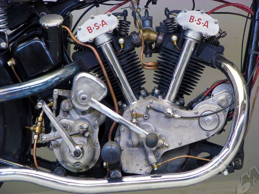 1934 J34 500cc ohv v-twin bsa motor