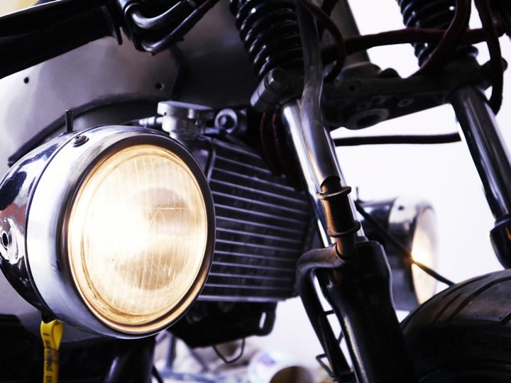 custom yamaha r15-v2 - lights