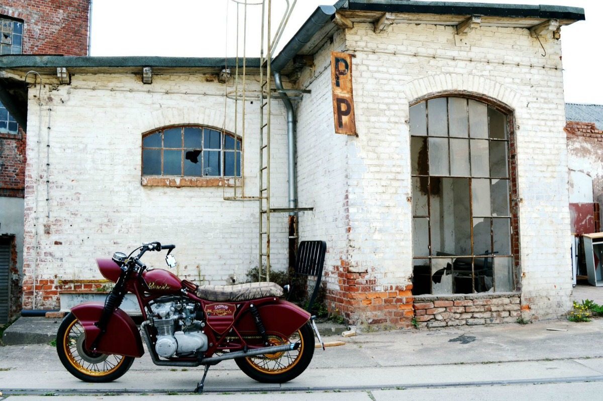 custom honda cb550f left side