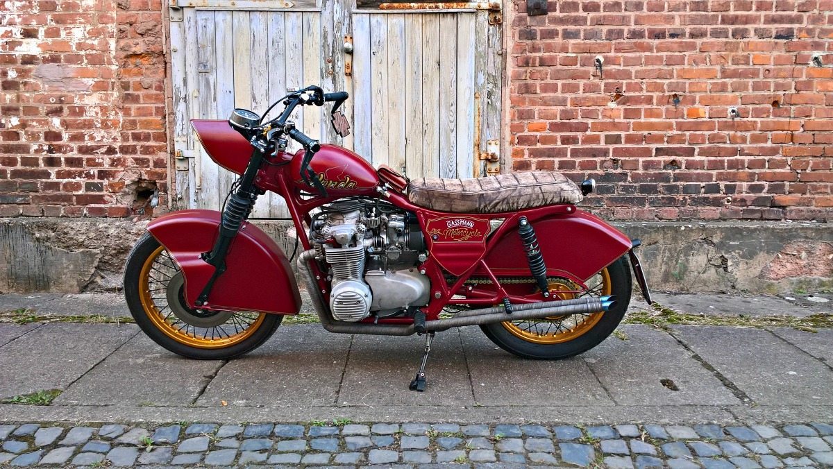 custom honda cb550f left