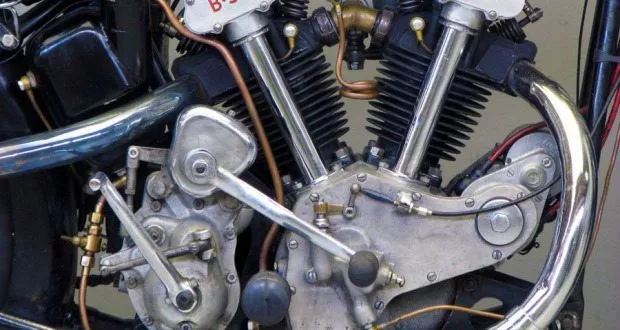 1934 J34 500cc ohv v-twin bsa motor