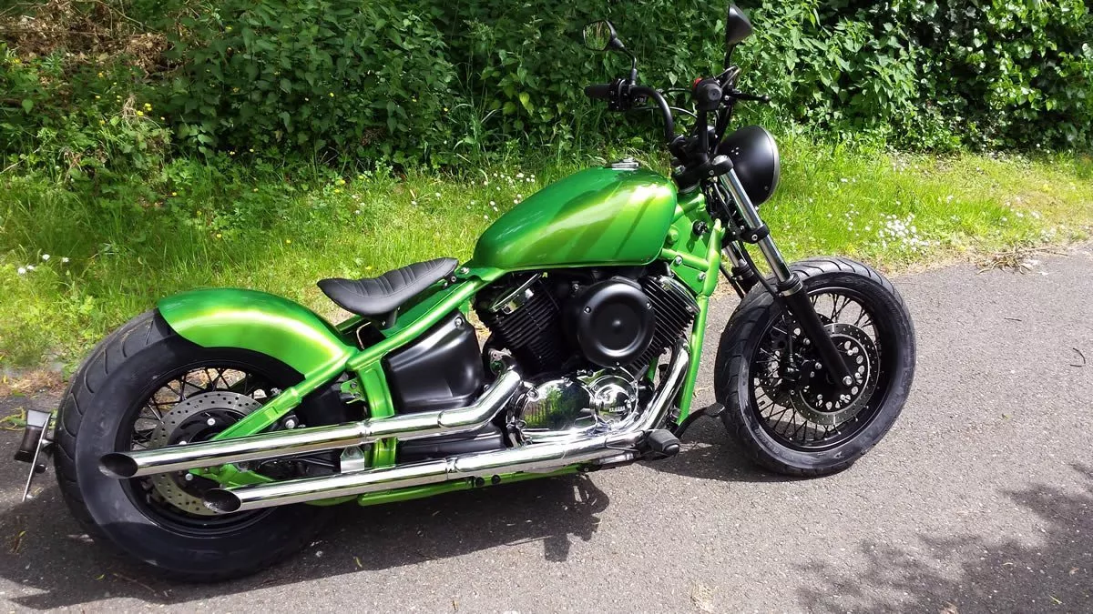 yamaha xvs 1100 green bobber by dave